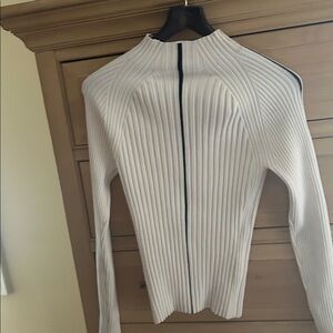 Autumn Cashmere sweater